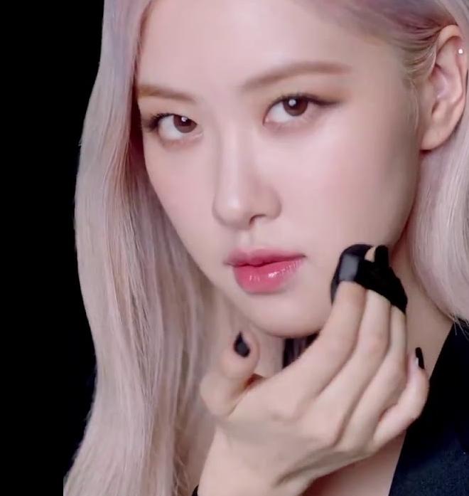 6 bước dưỡng da được Rosé (BLACKPINK) áp dụng để có làn da trắng sứ trứ danh - Ảnh 1