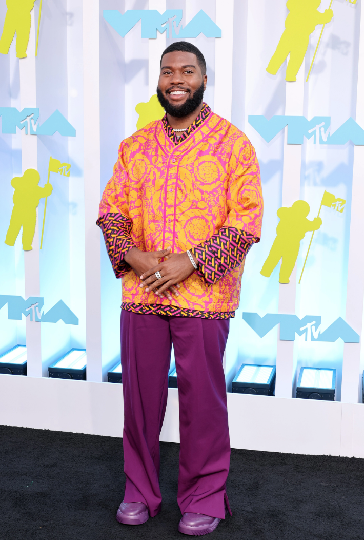 Thảm đỏ VMAs 2022: BLACKPINK chiếm sóng với outfit quyến rũ, Taylor Swift rạng rỡ sau 1 năm vắng bón - Ảnh 9