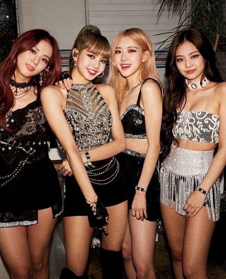 4 trang phục biểu diễn trên sân khấu đỉnh nhất của BLACKPINK: Tái định nghĩa thời trang K-pop - Ảnh 6