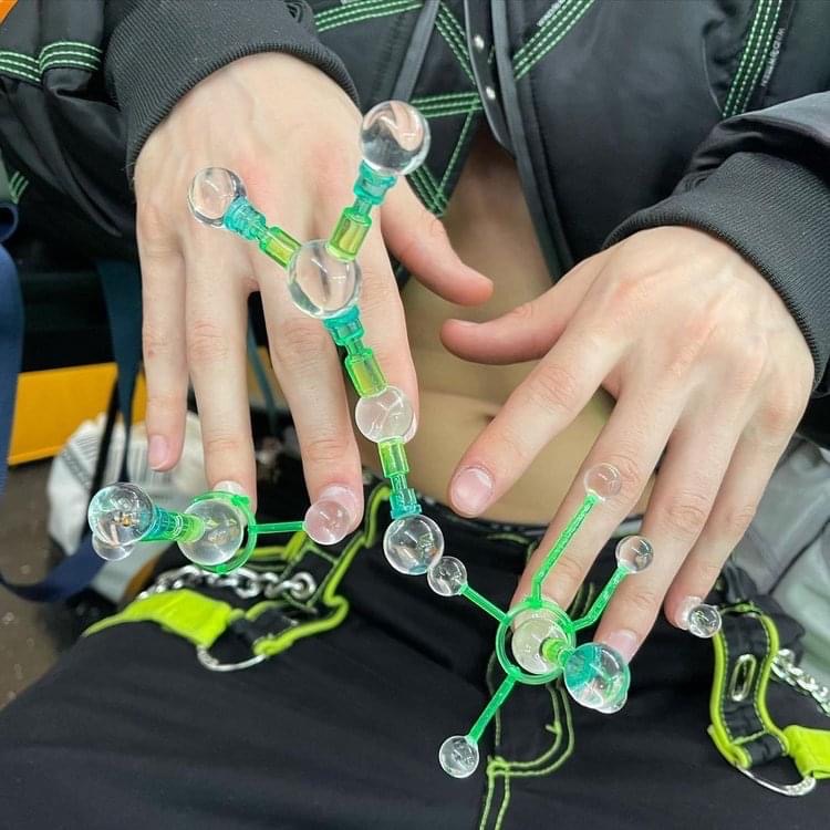 Thiết kế nail vượt xa khỏi 10 đầu ngón tay của nghệ sĩ Nhật Bản - Ảnh 2