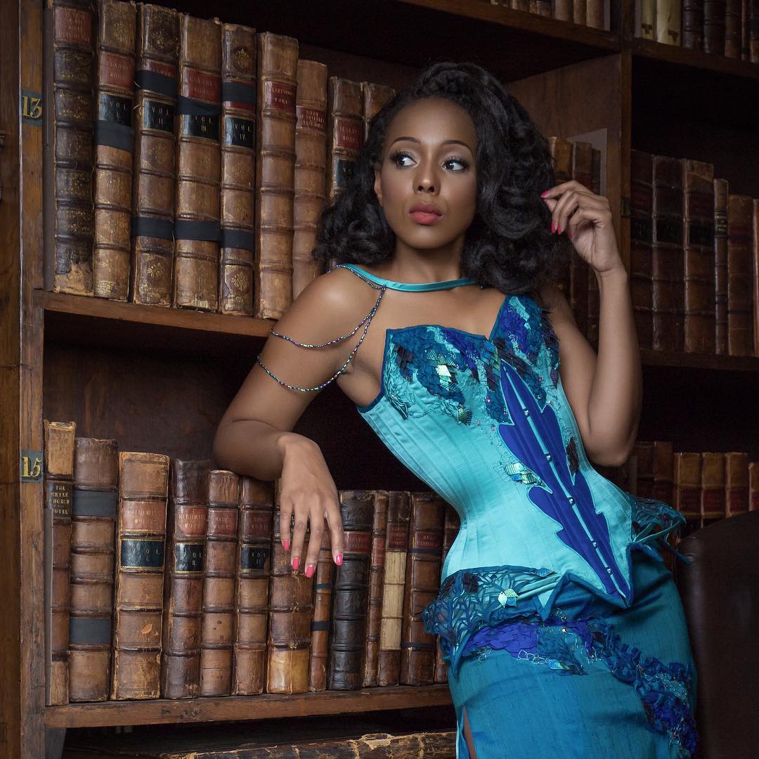 Joni Steimann: Người tạo nên những chiếc corset cho các bà tiên trong truyện cổ tích - Ảnh 15