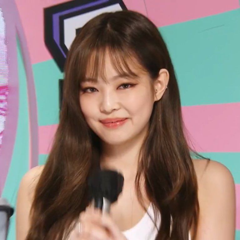 Thành viên BLACKPINK so kè xem ai để mái đẹp nhất: Lisa liệu có bị vượt mặt? - Ảnh 1