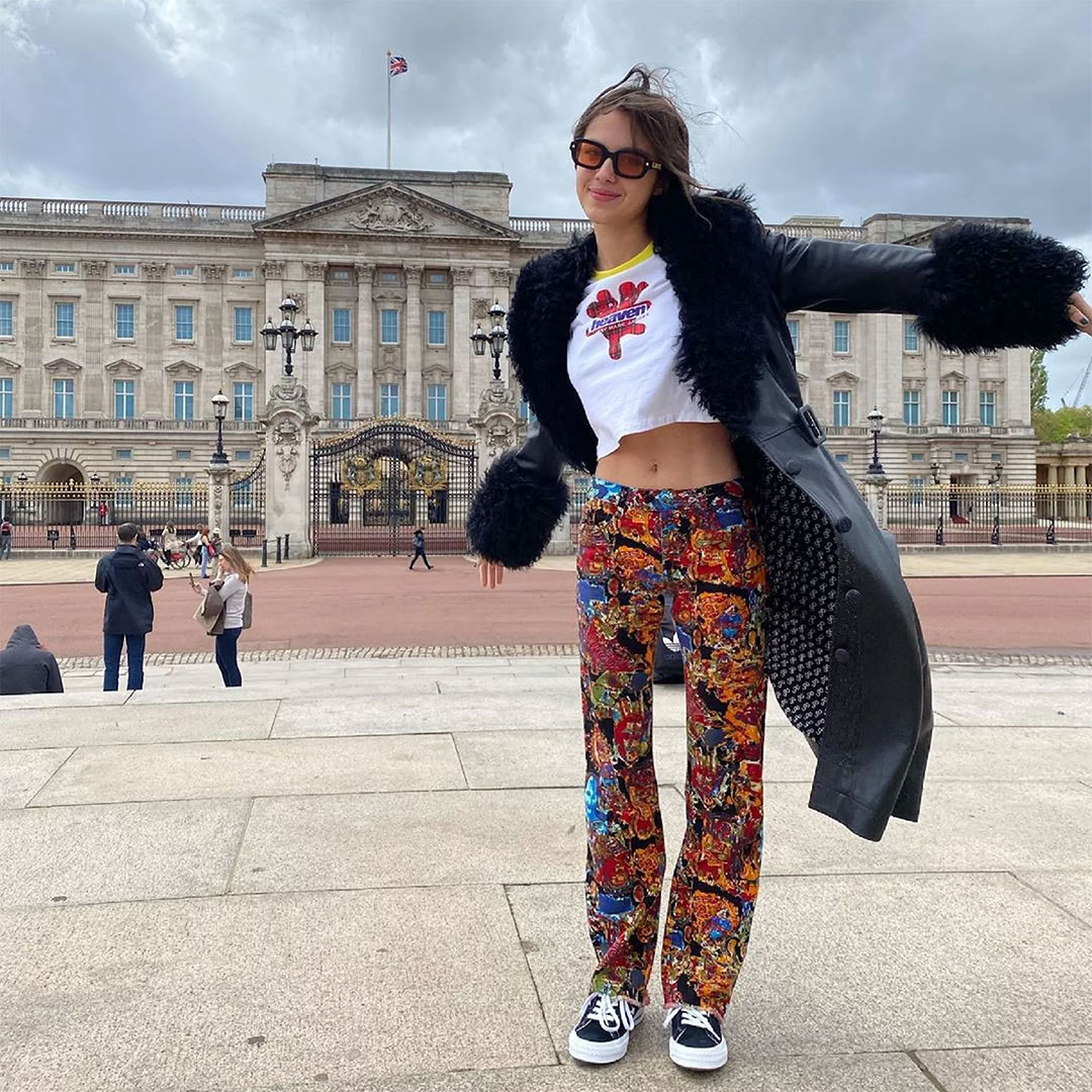 Baby tee là gì mà được Kendall Jenner đến các cô nàng BLACKPINK mê đắm? - Ảnh 1