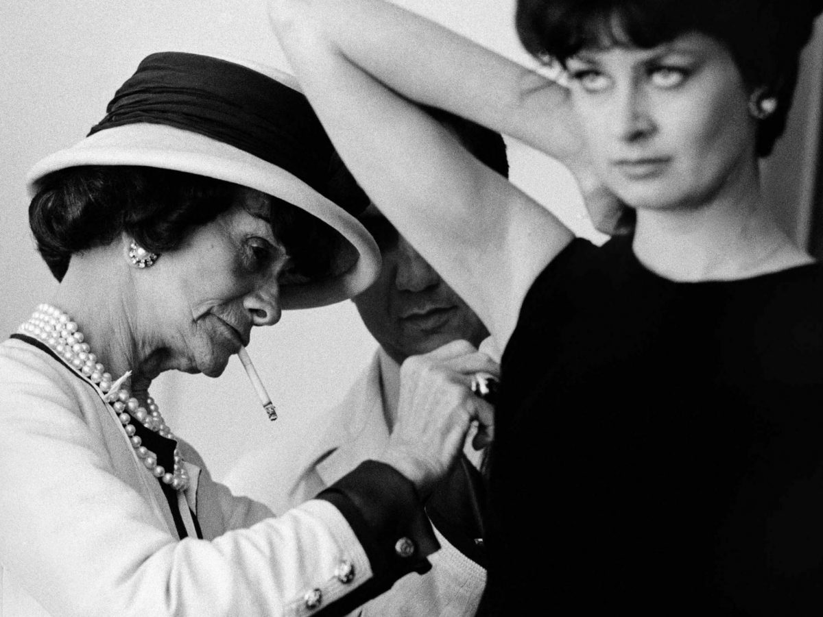 Coco Chanel: Quyển thánh kinh sống của thời trang thế giới - Ảnh 2
