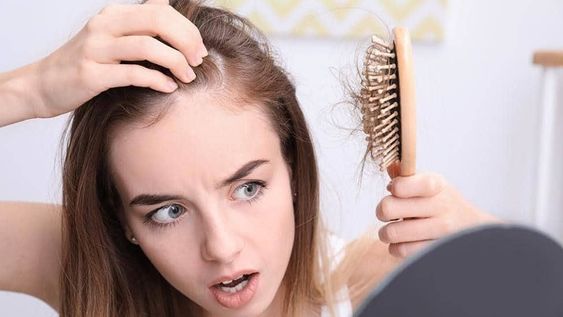 Chỉ cần thuộc lòng 5 thói quen sau, rụng tóc chỉ còn là quá khứ