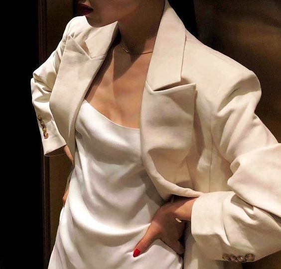 Những kiểu áo vest nữ không thể thiếu trong mùa Thu