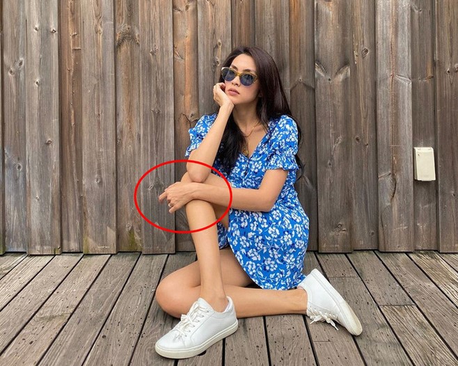 Hà Tăng gầy gò đáng báo động với đôi tay và chân nổi gân chằng chịt