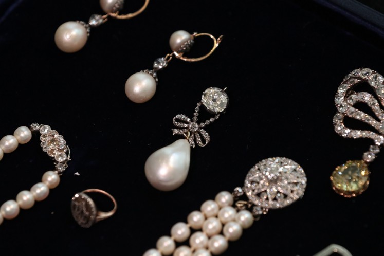 Vào năm 2018, những món trang sức khác của Nữ hoàng Marie Antoinette cũng từng được bán đấu giá