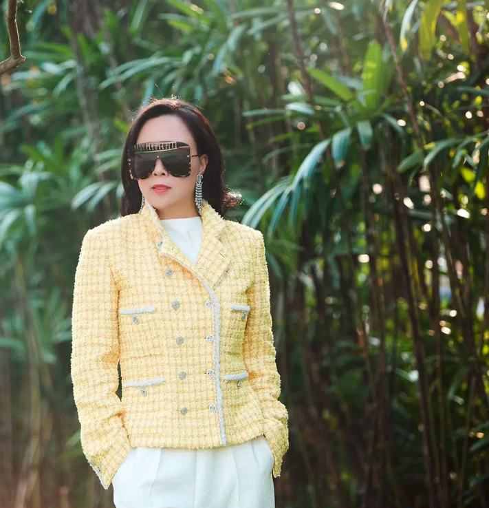 Đụng hàng với Hà Hồ, Phượng Chanel chứng tỏ đẳng cấp cũng không hề thua kém