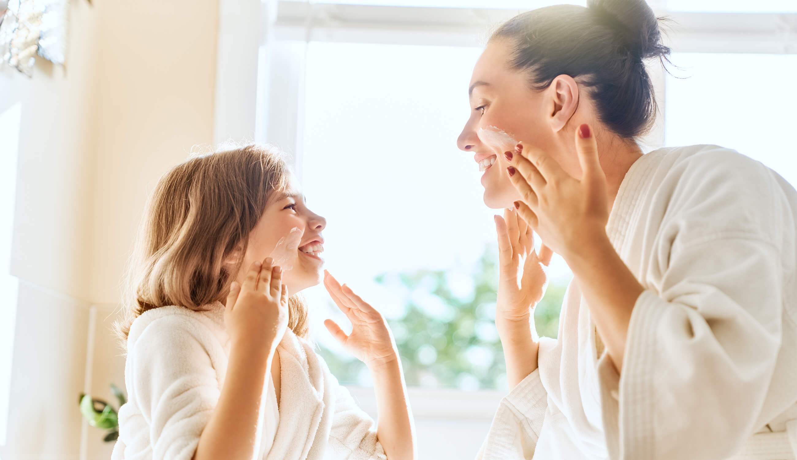 Bí quyết chọn kem dưỡng ẩm cho da nhạy cảm tốt nhất