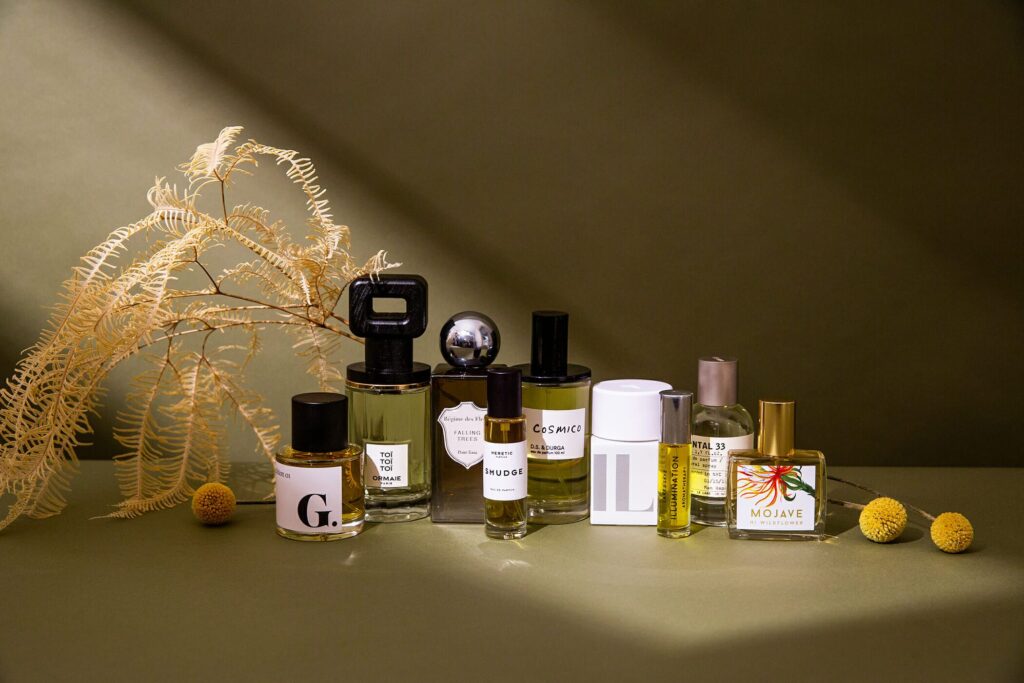 Nước hoa Niche bán mình cho thương hiệu lớn: Tương lai tất yếu hay nước cờ hủy hoại?