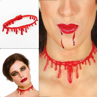 Rapper Machine Gun Kelly đeo hoa tai chứa máu của hôn thê Megan Fox - Ảnh 1