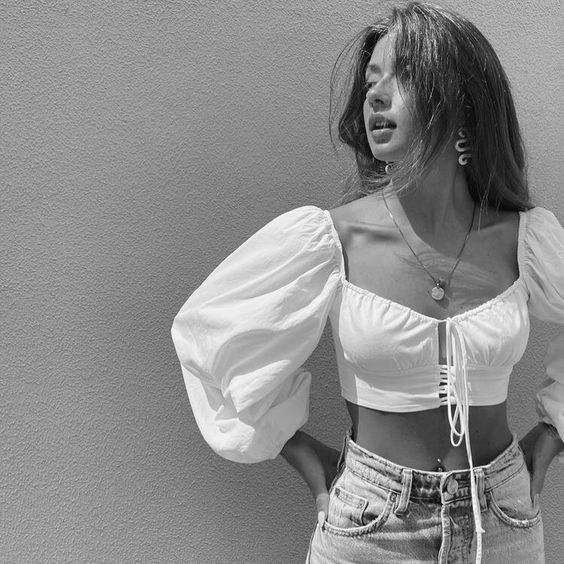 1001 cách tạo dáng chụp ảnh đẹp dành cho hội mê sống ảo - Ảnh 1