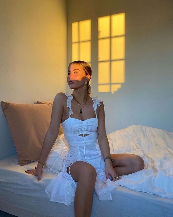 1001 cách tạo dáng chụp ảnh đẹp dành cho hội mê sống ảo - Ảnh 1