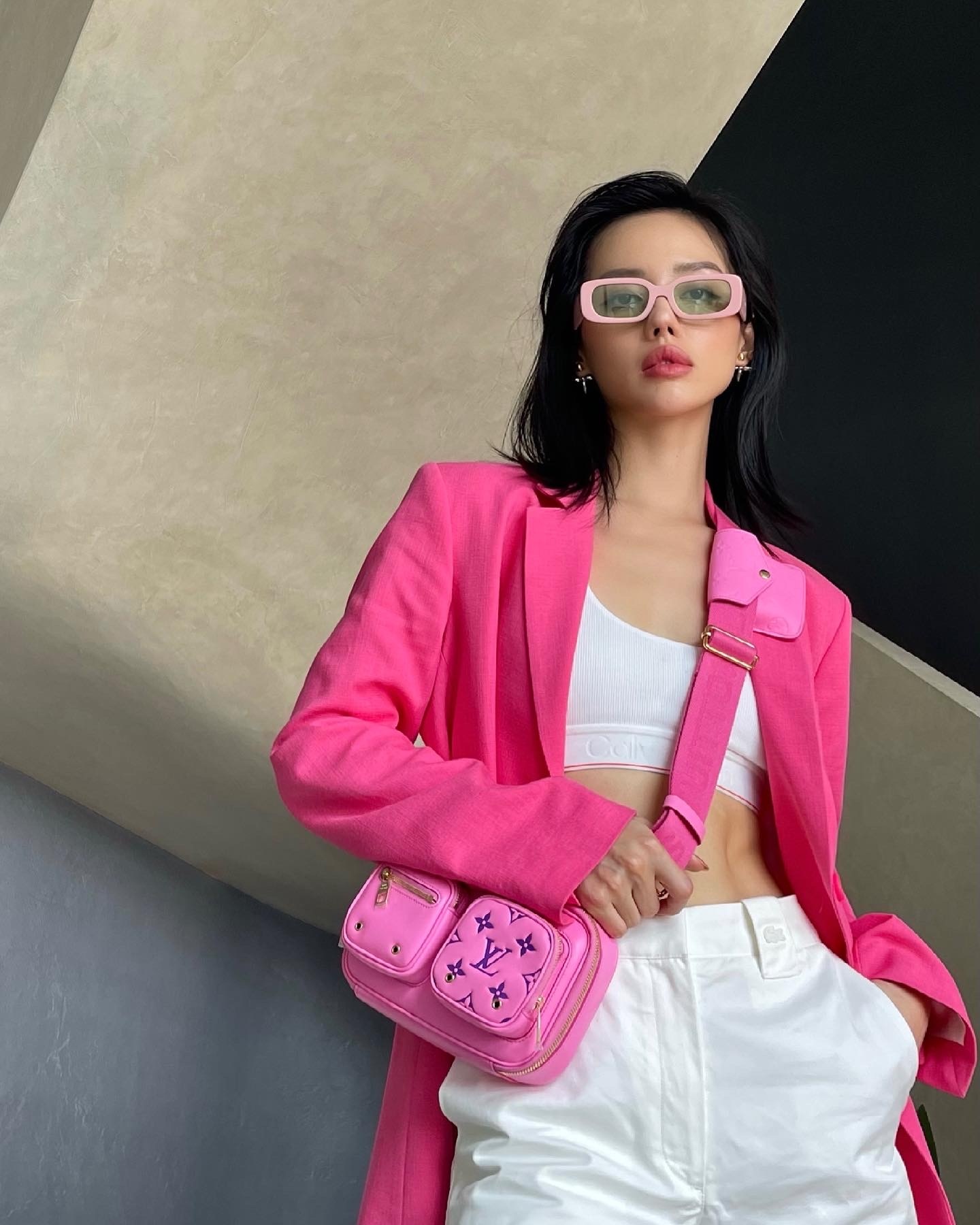 20 kiểu tóc mái bay phù hợp với mọi khuôn mặt? Jennie, Lisa (BLACKPINK) đều đã thử qua! - Ảnh 1