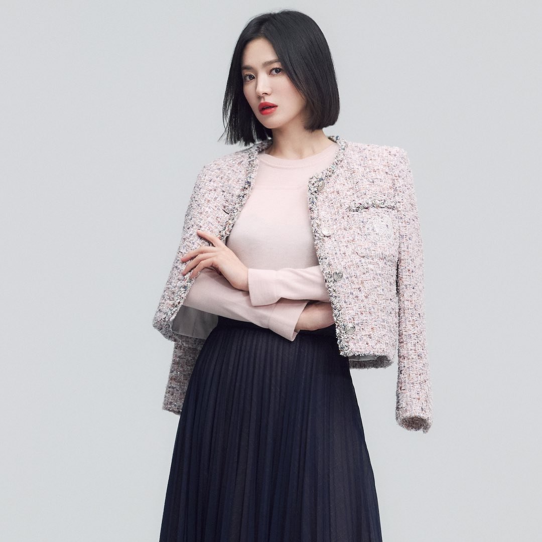 Những set đồ vải tweed đẹp nhất của Song Hye Kyo - Ảnh 15