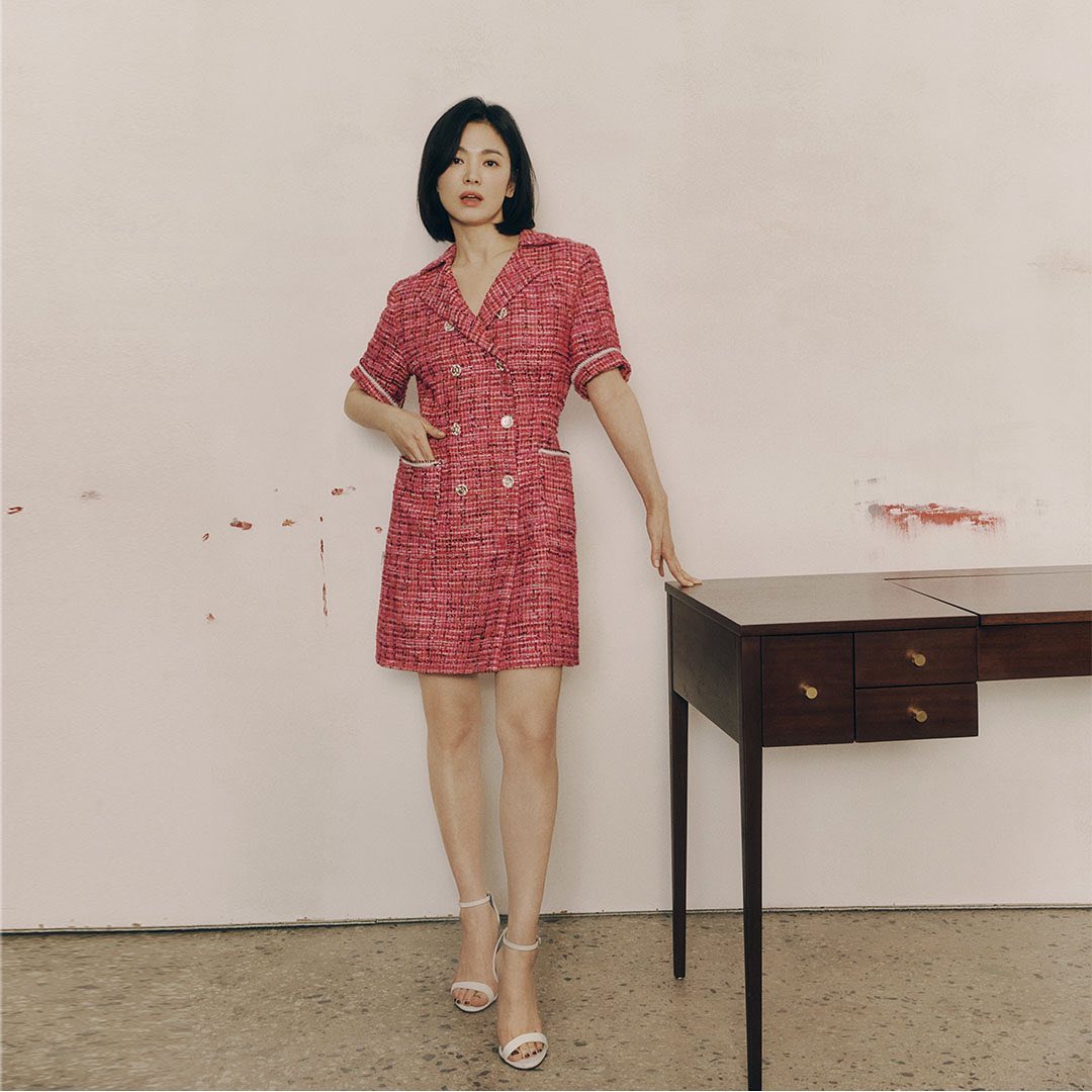 Những set đồ vải tweed đẹp nhất của Song Hye Kyo - Ảnh 18