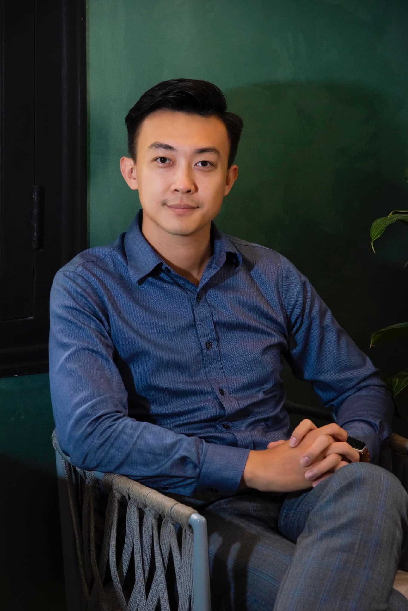 Phan Tô Ny - chồng sắp cưới của Hoa hậu biển Lê Âu Ngân Anh có phong cách thời trang chuẩn quý ông - Ảnh 17