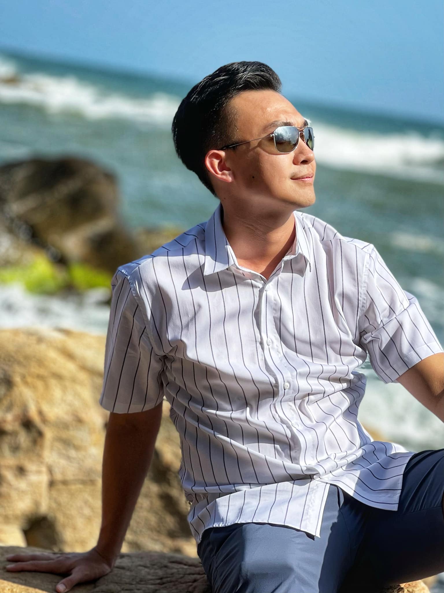 Phan Tô Ny - chồng sắp cưới của Hoa hậu biển Lê Âu Ngân Anh có phong cách thời trang chuẩn quý ông - Ảnh 5