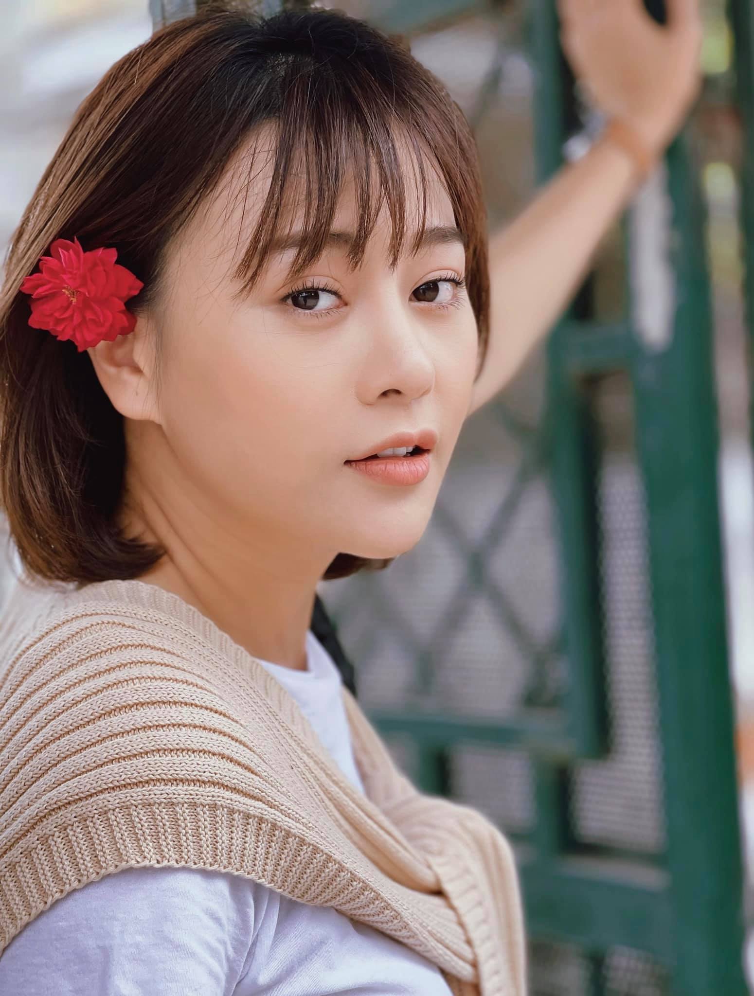 Phương Oanh (Quỳnh Búp Bê) có gu thời trang 