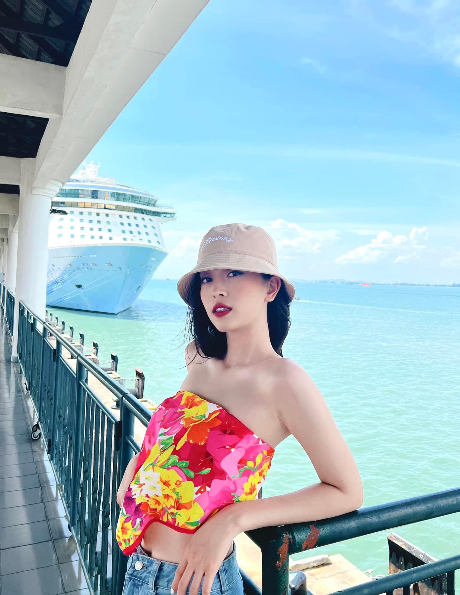 Thời trang cô dâu tháng 10 Vbiz: Diệu Nhi thăng hạng phong cách, Đỗ Mỹ Linh trưng dụng hàng hiệu - Ảnh 2