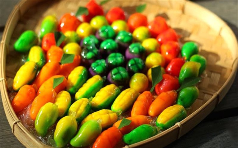 Bánh đậu xanh trái cây, món bánh tinh tế "ngon mà không nỡ ăn" của xứ Huế