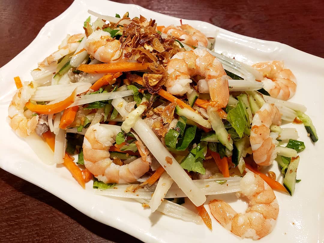 Cách làm gỏi ngó sen tôm thịt thơm ngon, giải ngấy mùa hè nóng nực