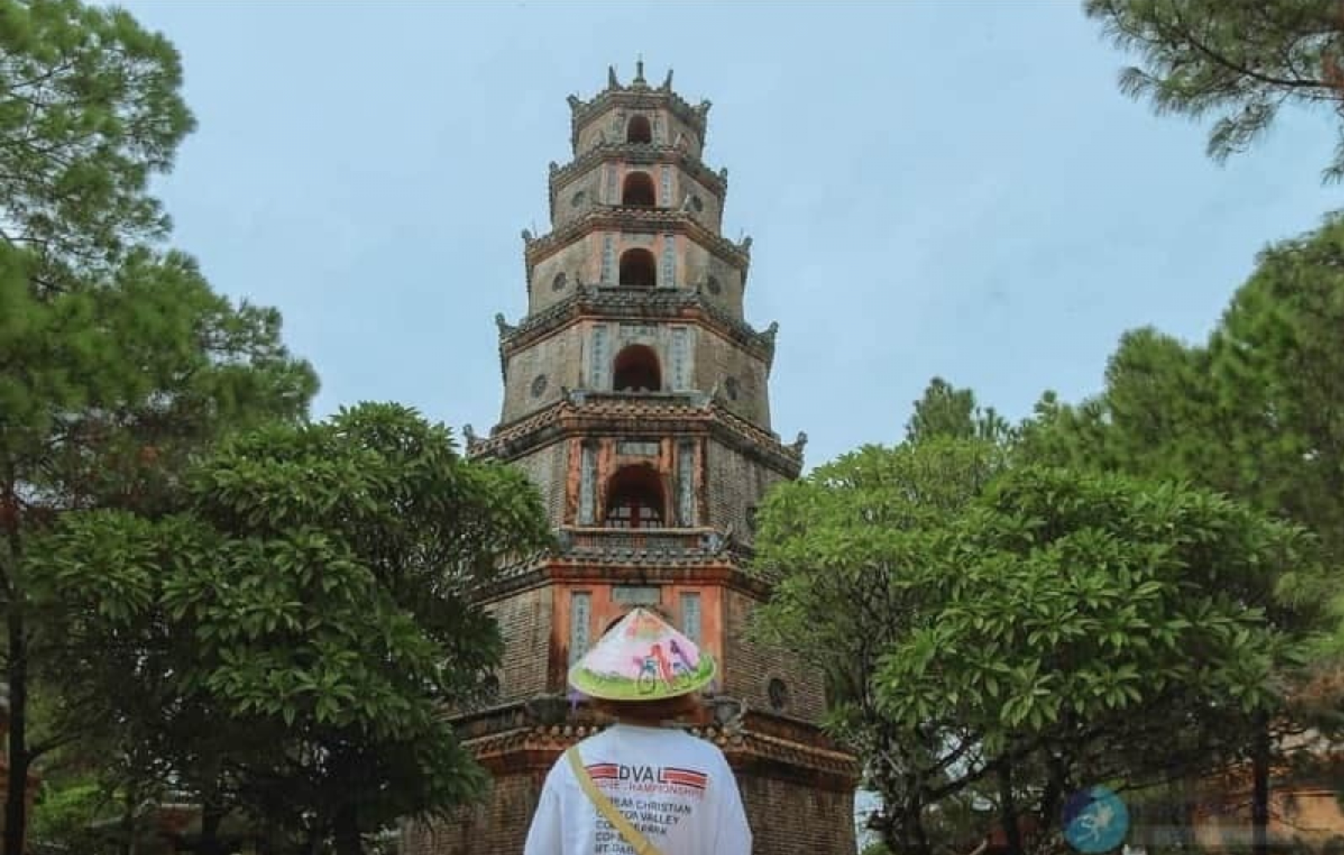 Chùa Thiên Mụ, ngôi chùa 400 năm tuổi bên bờ sông Hương thơ mộng của xứ Huế