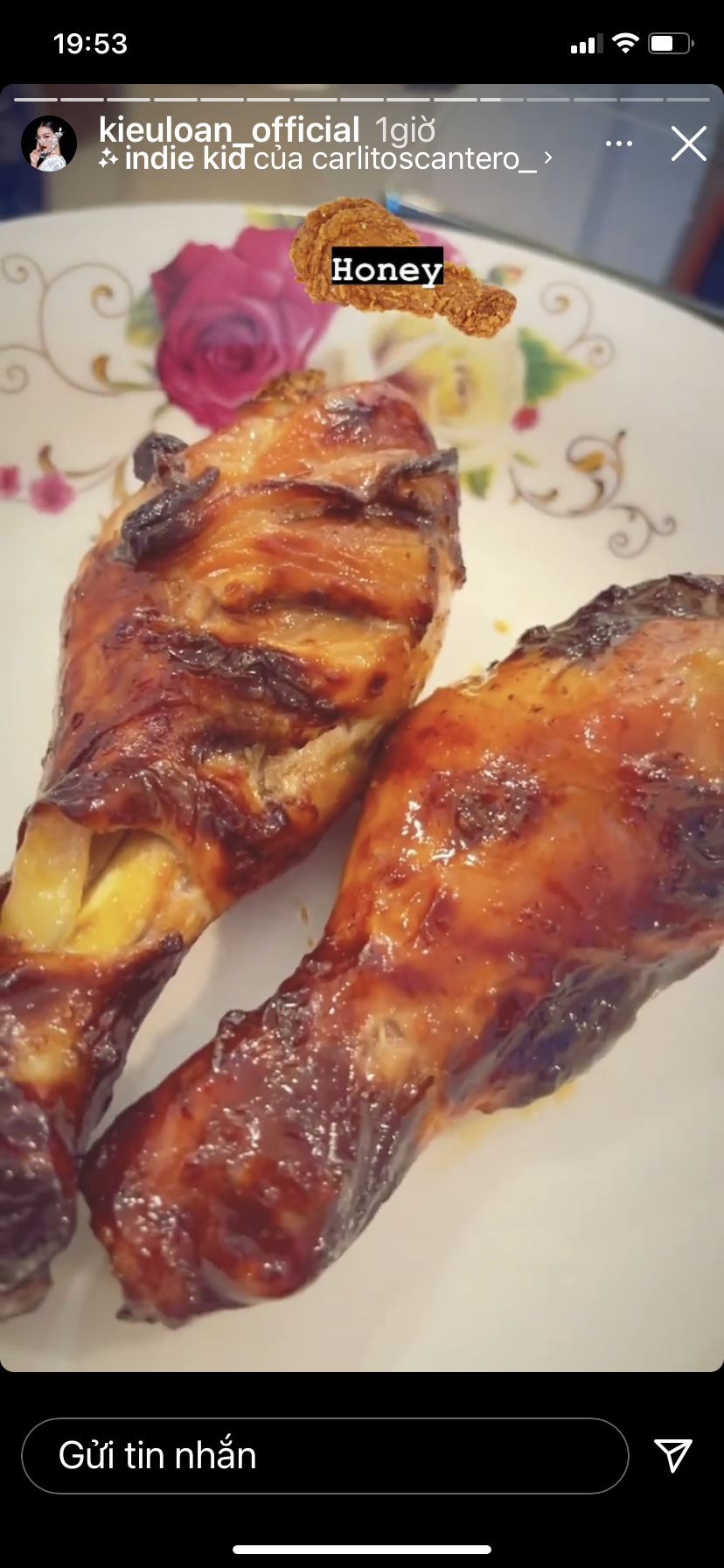 Đùi gà nướng mật ong là món ngon xuất hiện không bữa ăn nhà Á hậu Kiều Loan.