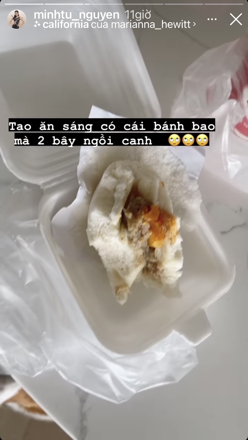 Bữa sáng của siêu mẫu Minh Tú hôm nay là chiếc bánh bao với phần trứng muối béo ngậy.