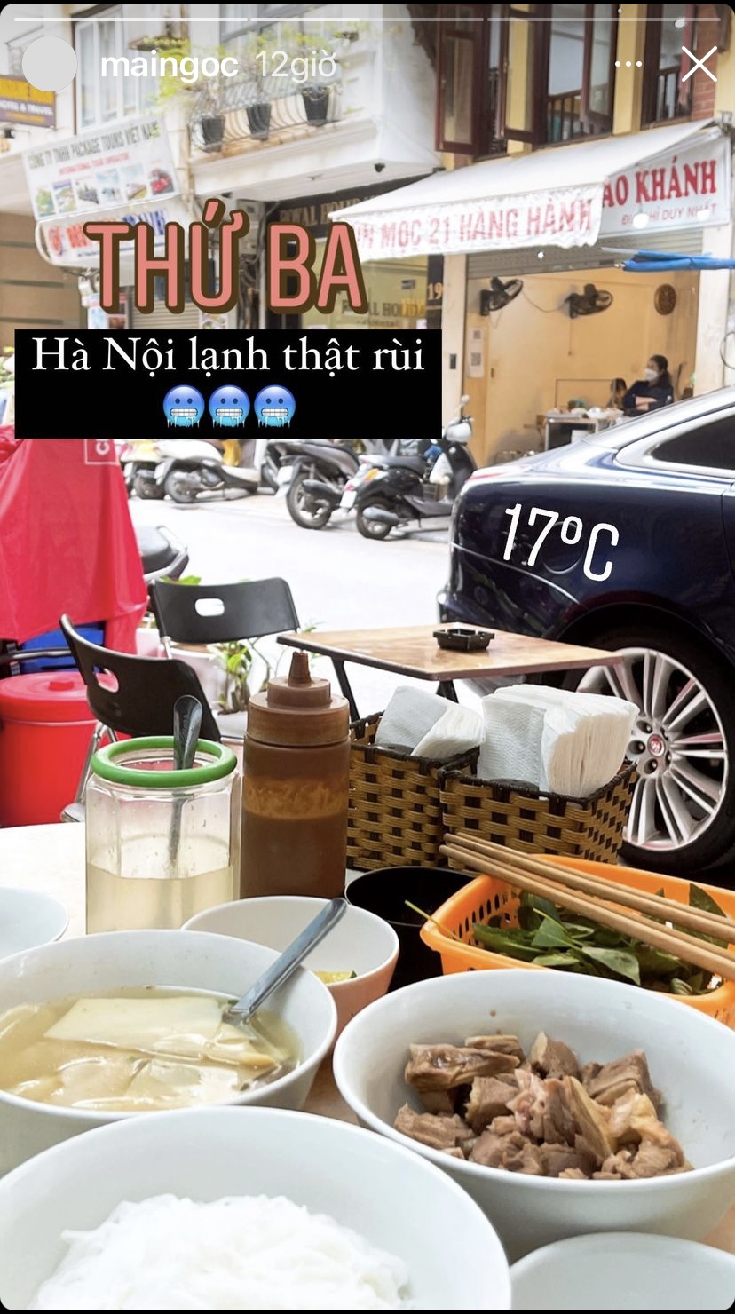 Khi thời tiết Hà Nội chuyển lạnh, MC Mai Ngọc liền đến quán bún ngan yêu thích và order ngay một bát bún nóng hổi.