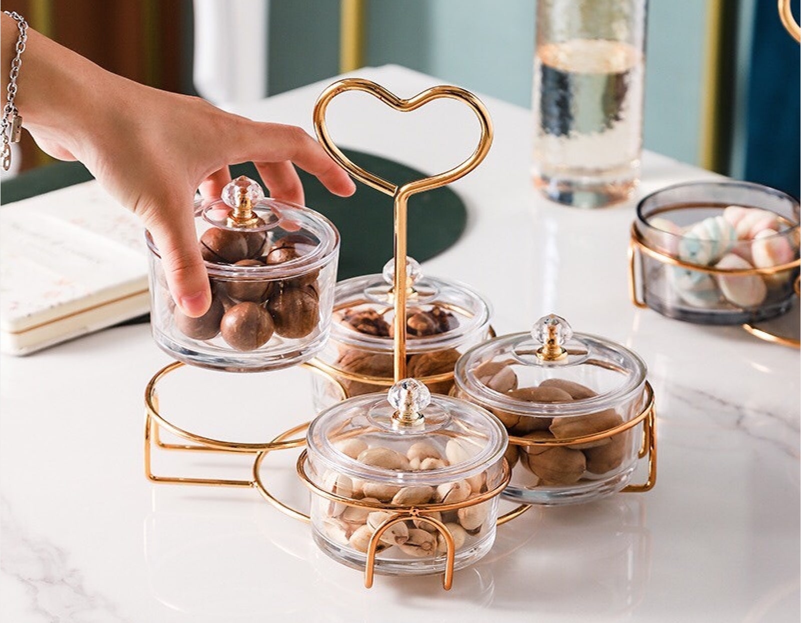 5 loại khay mứt Tết sang, nhiều lựa chọn, giá hợp túi tiền cho dịp Tết 2022