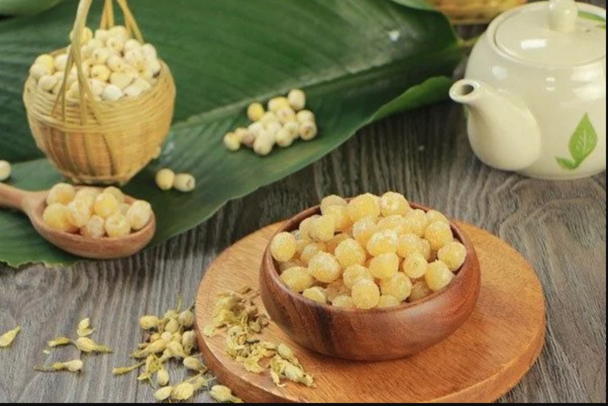 Cách làm mứt sen khô đơn giản, chẳng cần đi đâu cũng có đĩa mứt sen bùi bùi đón khách