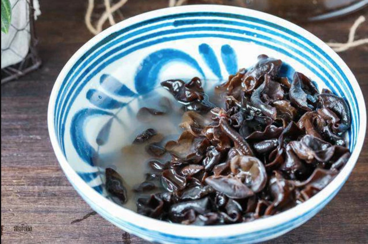4 sai lầm khi chế biến mộc nhĩ khiến mộc nhĩ kém giòn thậm chí có hại cho sức khoẻ