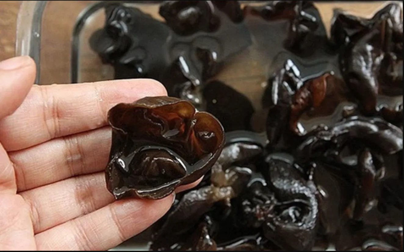 4 sai lầm khi chế biến mộc nhĩ không phải ai cũng biết, điều thứ 3 hầu hết mọi người đều mắc phải - Ảnh 1