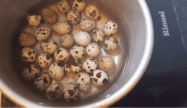 Cách làm tôm kho trứng cút, chiều được khẩu vị của cả gia đình - Ảnh 2