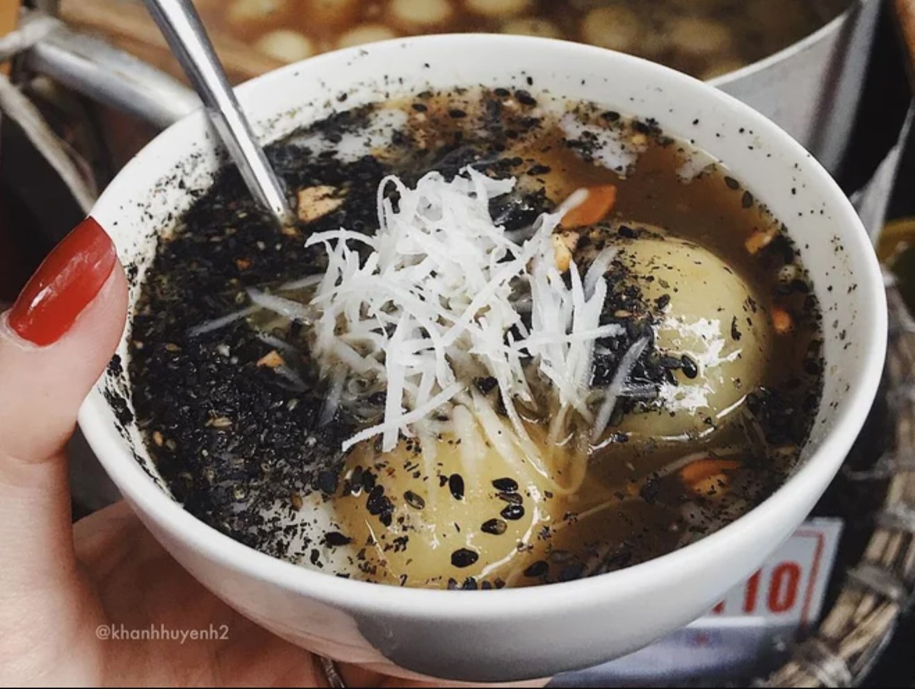 Cách làm bánh trôi tàu chuẩn vị Hà Nội, dẻo, ngọt, thơm, ấm sực từ miếng đầu tiên