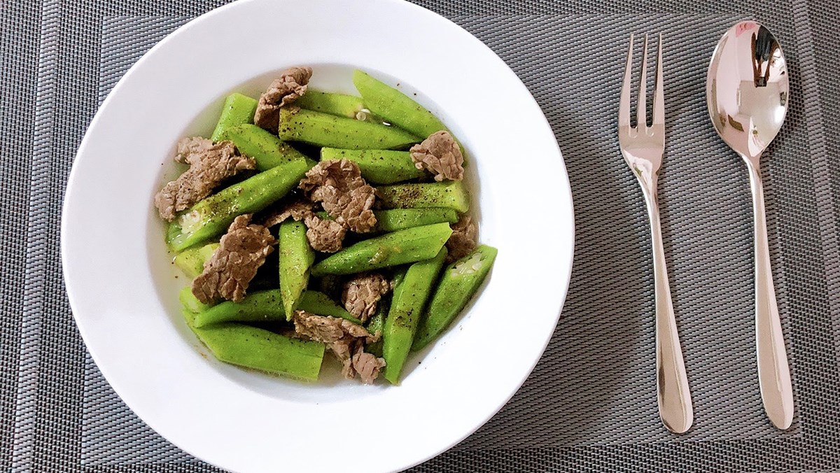 Cách làm thịt bò xào đậu bắp, chỉ 20 phút là có ngay món ăn bổ dưỡng mà không bị nhớt