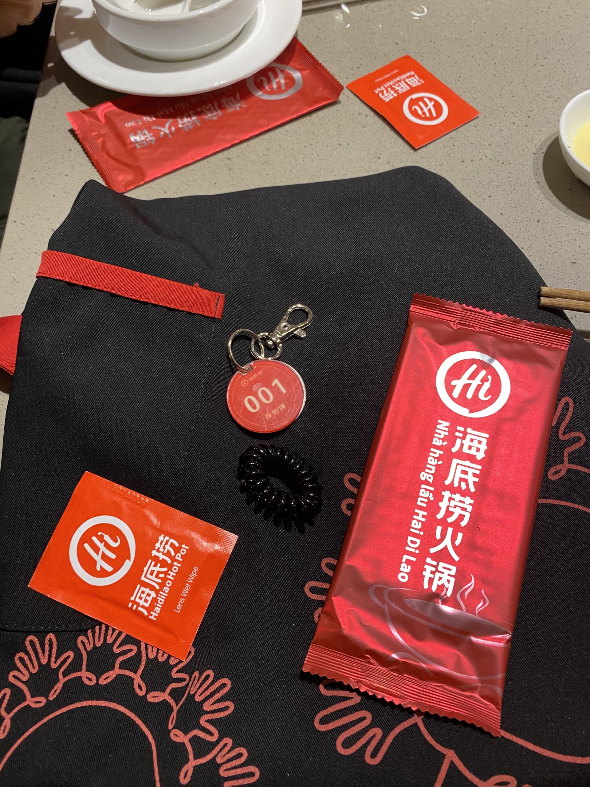 Giải mã lí do đi ăn Haidilao dù có thể tốn hơn nửa triệu nhưng không bao giờ vắng khách - Ảnh 3