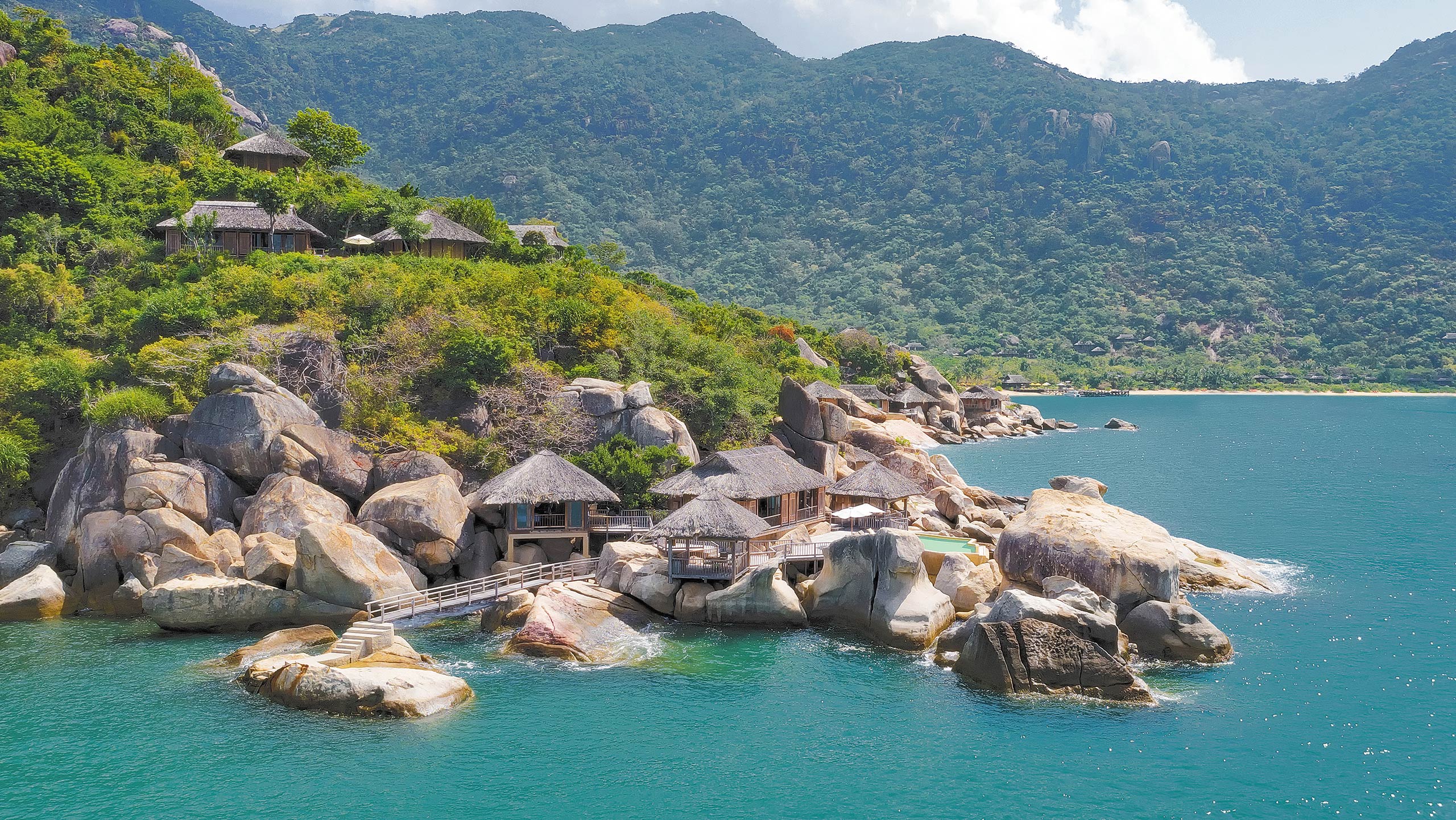 Six Senses Ninh Vân Bay, resort giá phòng sơ sơ 16 triệu, điểm nghỉ dưỡng của giới siêu giàu