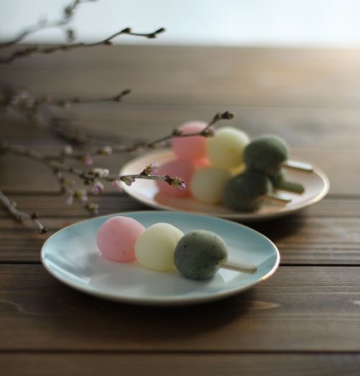 Hanami Dango, món bánh gắn liền với trải nghiệm ngắm hoa anh đào ở Nhật Bản - Ảnh 3