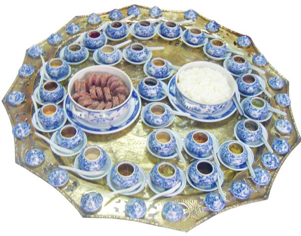 Cơm muối Huế, món ăn từ dân gian vào cung đình đặc sắc của ẩm thực cố Đô - Ảnh 3