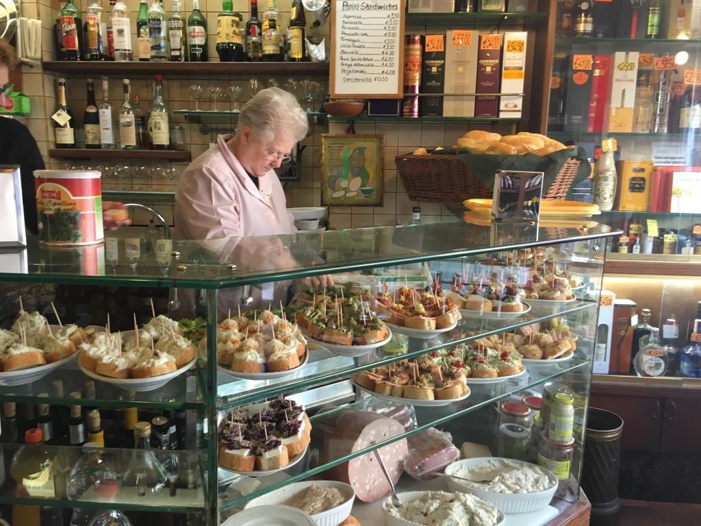 Cicchetti, món ăn nhẹ với những sáng tạo của đầu bếp được coi như một phần của Venice - Ảnh 2