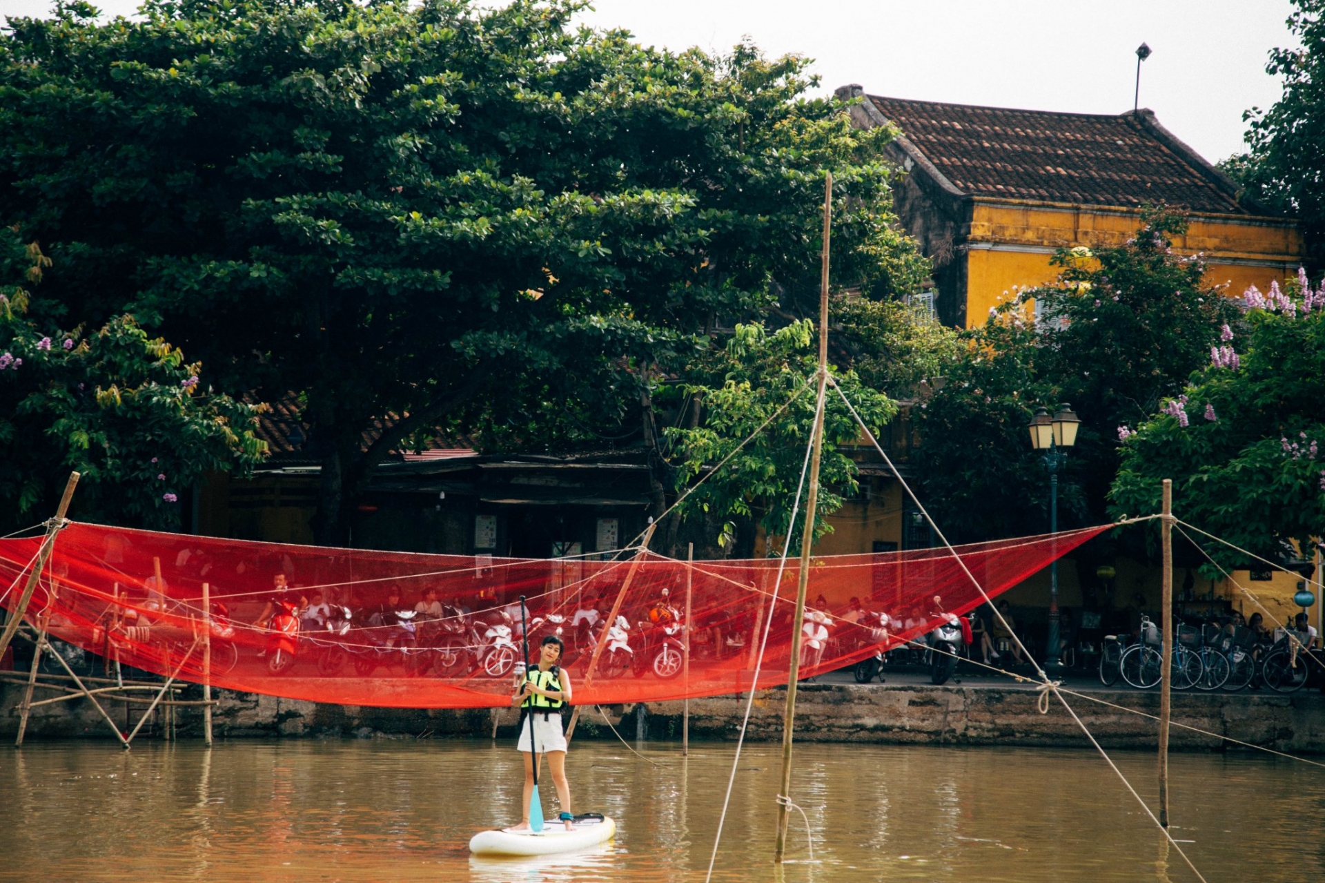 Chèo SUP trên sông Hoài, trải nghiệm thú vị mà bạn không nên bỏ qua khi đến Hội An - Ảnh 4