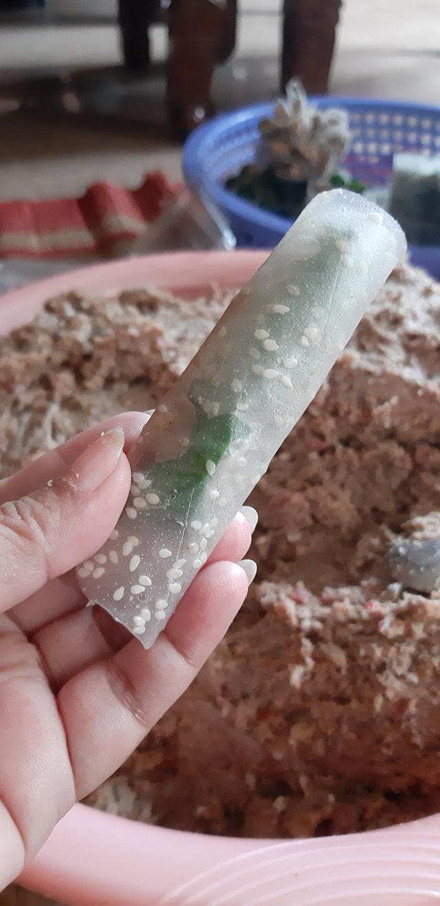 Ram đẻn, món ăn làm từ nguyên liệu “đáng sợi”, chỉ ăn một lần là nhớ của Quảng Bình. - Ảnh 1