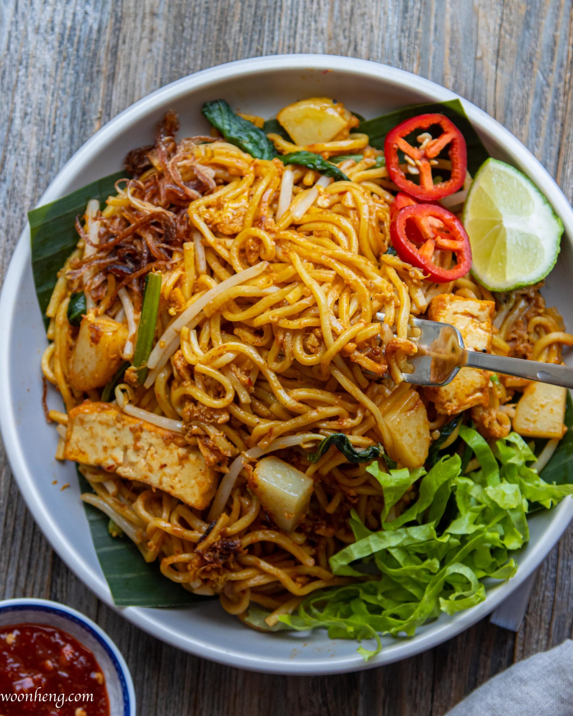 Mee goreng mamak, món mì xào “quốc dân” được nhiều người yêu thích khi đến Malaysia - Ảnh 2