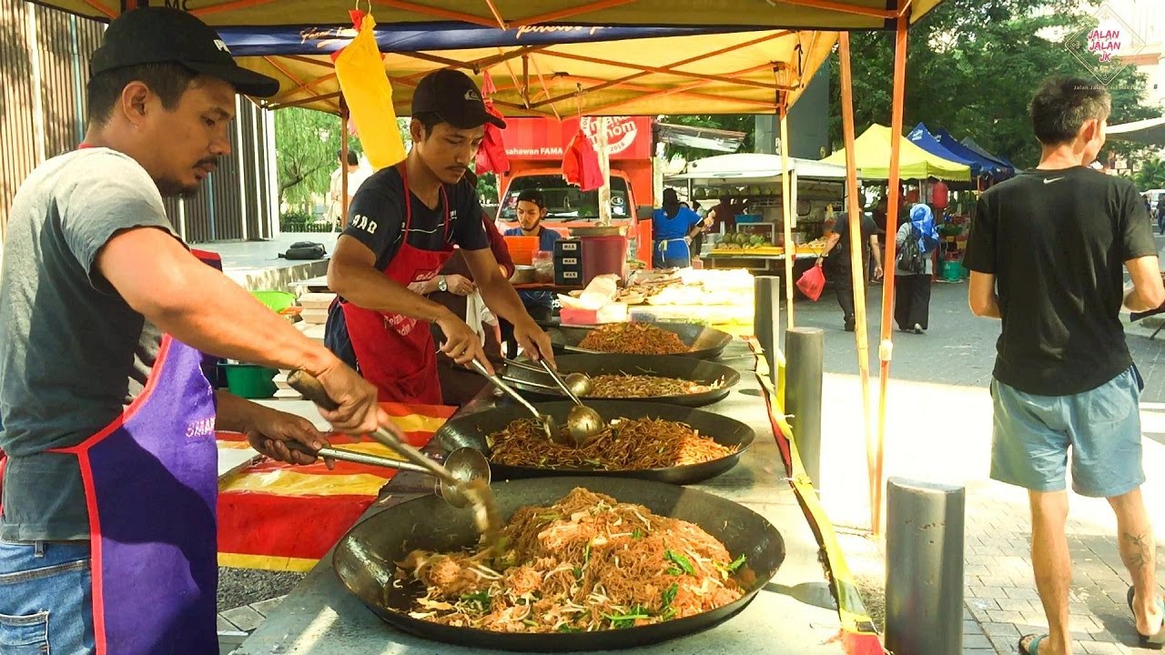 Mee goreng mamak, món mỳ xào “quốc dân” được nhiều người yêu thích khi đến Malaysia - Ảnh 1