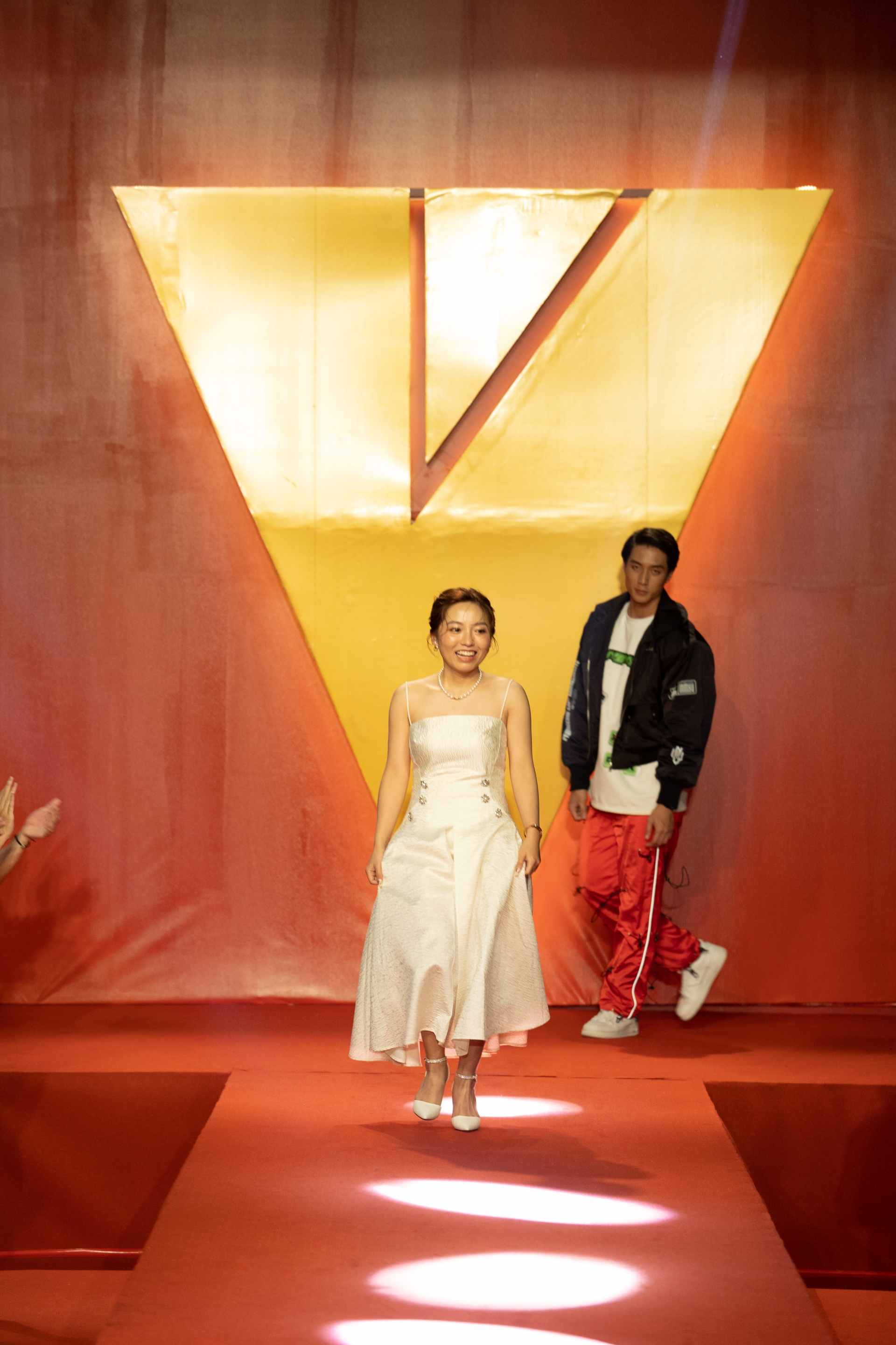 Pít Ham Ăn: Gen Z “gác” bằng giỏi ngành hot làm TikToker và mức thu nhập 8 chữ số mỗi tháng - Ảnh 1