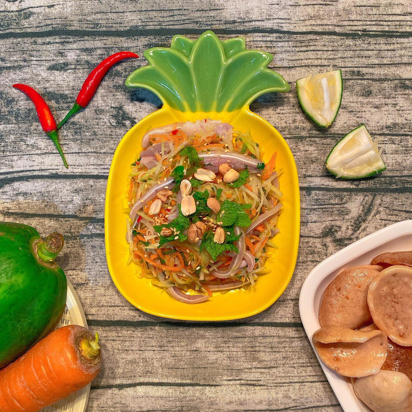 Cách làm nộm tai heo chua ngọt, chỉ 15 phút là có món giải ngấy cho bữa cơm gia đình - Ảnh 1