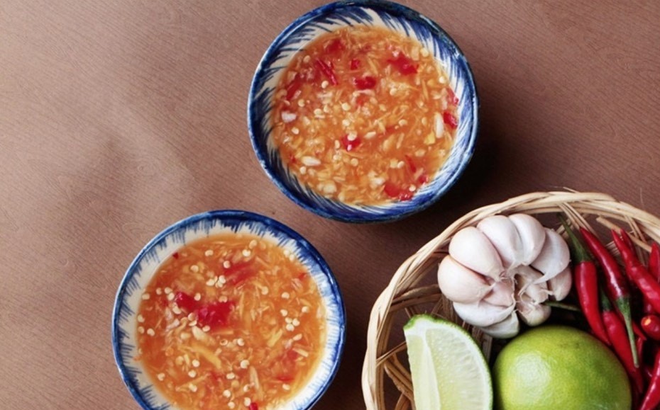 Cách làm nộm tai heo chua ngọt, chỉ 15 phút là có món giải ngấy cho bữa cơm gia đình - Ảnh 4